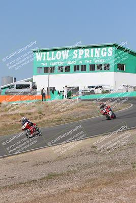 media/Apr-20-2025-AHRMA (Sun) [[393a79c373]]/Race/Group 11 early race/Turn 4b/